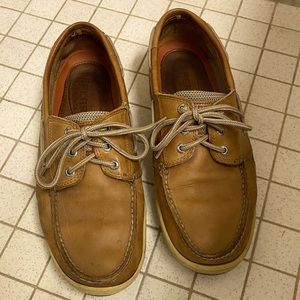 Sperry Topsiders